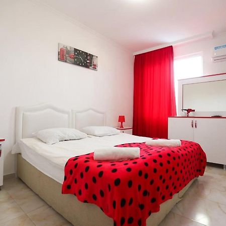 Theodora Hotel Ureki Bagian luar foto
