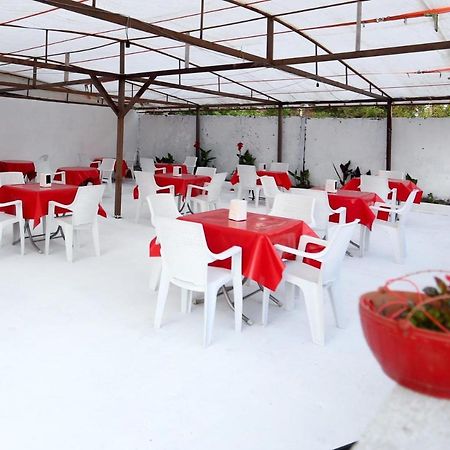 Theodora Hotel Ureki Bagian luar foto