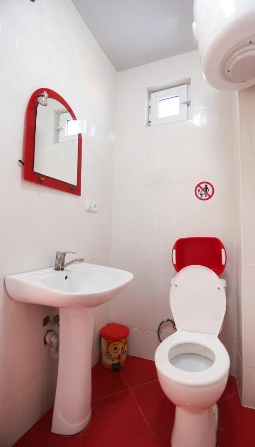Theodora Hotel Ureki Bagian luar foto